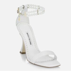 Manolo Blahnik Charona 105 White Faux Pearl Ankle Strap Sandals $1095